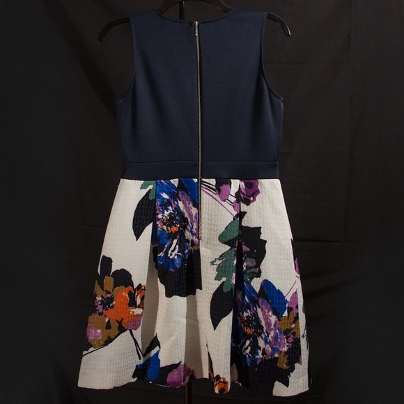 CB Established 1962 Navy Blue Floral Dress - Picture 4 of 5